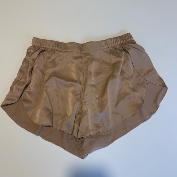 Lunya Washable Silk Short Pajamas - Picture 2 of 6